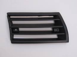 Porsche 911 Front horn grill in black , right hand side 1973 only