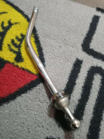 A lovely original gear lever for Porsche 356 B T6 Coupe and 356 C Coupe models 1962 to 1965. This has been stripped and re-chromed ready to install