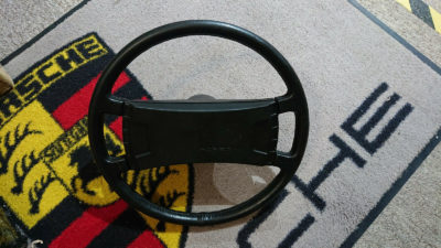 A superb and all original Porsche 911 912 911SC 930 Classic Leather Steering Wheel 400mm OEM 1974-77 fitment . The leather and center pad are in great condition , this wheel is ready to install .