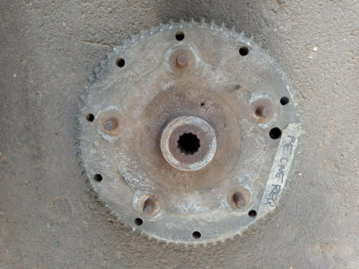 Porsche 356B brake drum rear used original , needs re-lining/ re facing . There is a piece of lining missing , please see pictures , this is sold as non usable in this condition , but can be relined .