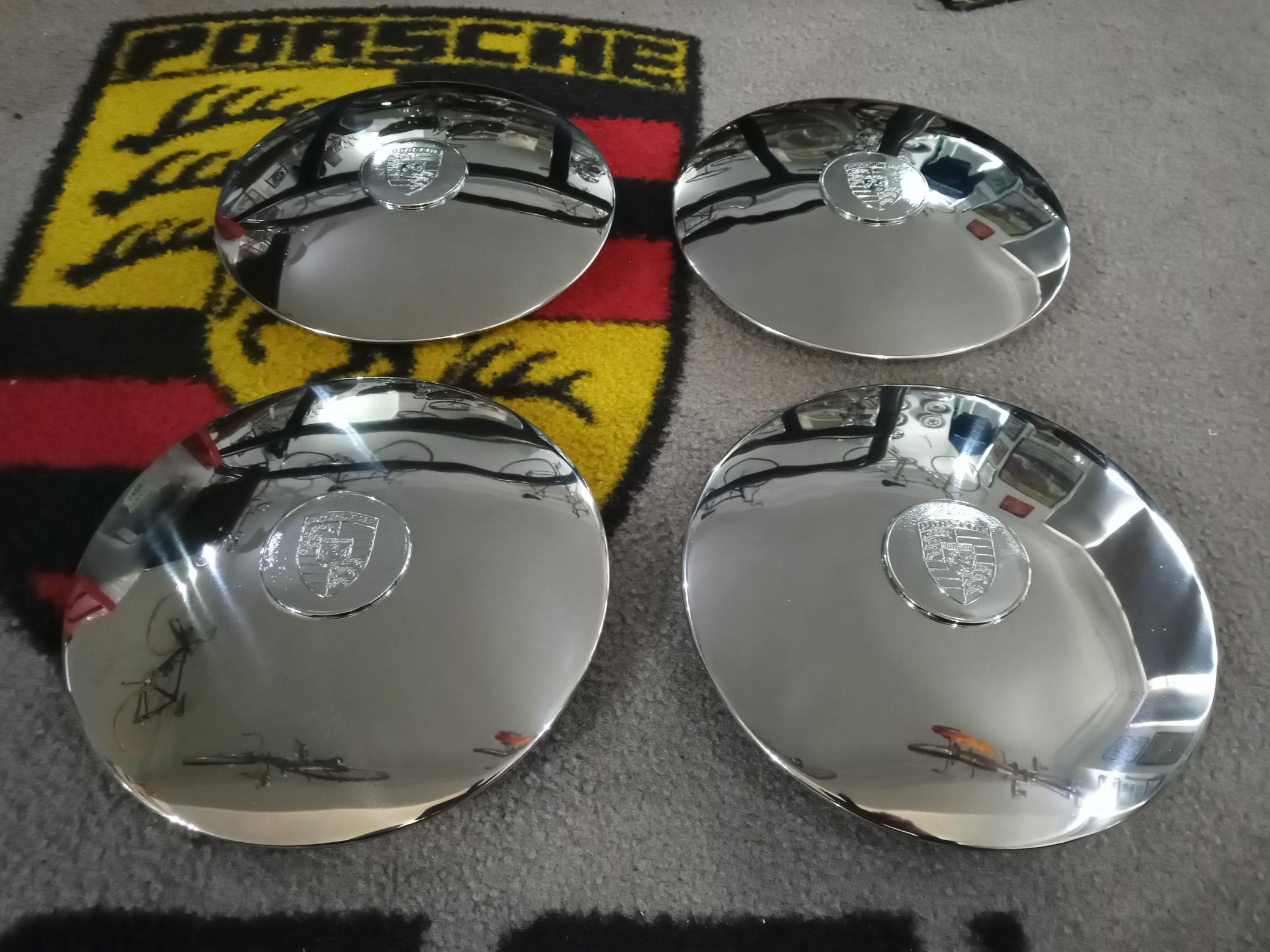 A set of 4 Original flat hubcaps for Porsche 356C, 911, 912 - Karmann ...