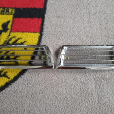 An original pair of Porsche 911/912 SWB horn grilles 1966-68 (2 screw) models . These do show signs of pitting on the blades ,we think very usable