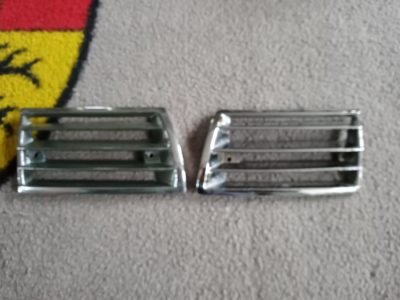 Original pair of LWB horn grilles 911 1969-72 .