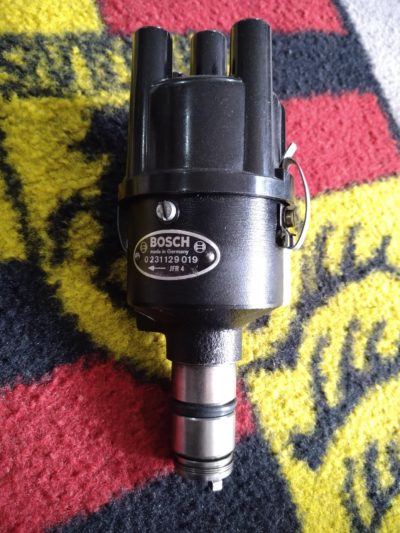 A Bosch 0231129019 JFR 4 screamer distributor reconditioned .